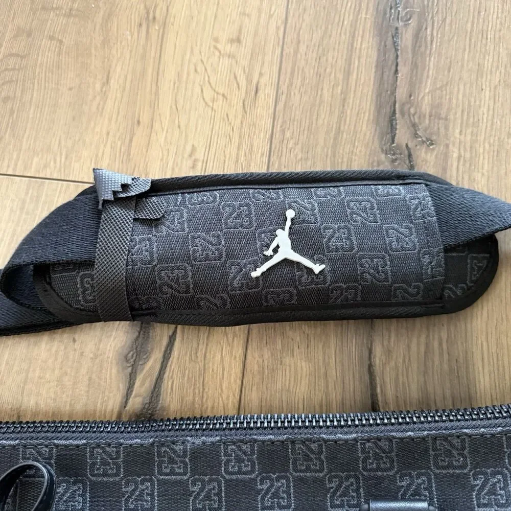 Nike Jordan Monogram Champion Luxury 25L Duffle Bag MM9157-023 Size Medium NEW